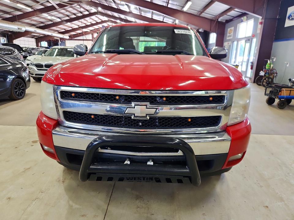 Продажа на аукционе авто 2009 Chevrolet Silverado, vin: 1GCEK29049Z100254, номер лота: 56310246