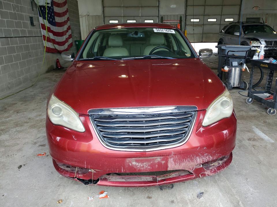 56521826 :رقم المزاد ، 1C3BC2FG4BN504741 vin ، 2011 Chrysler 200 مزاد بيع