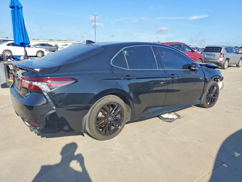 Продажа на аукционе авто 2021 Toyota Camry, vin: 4T1K61AK2MU530459, номер лота: 56871886
