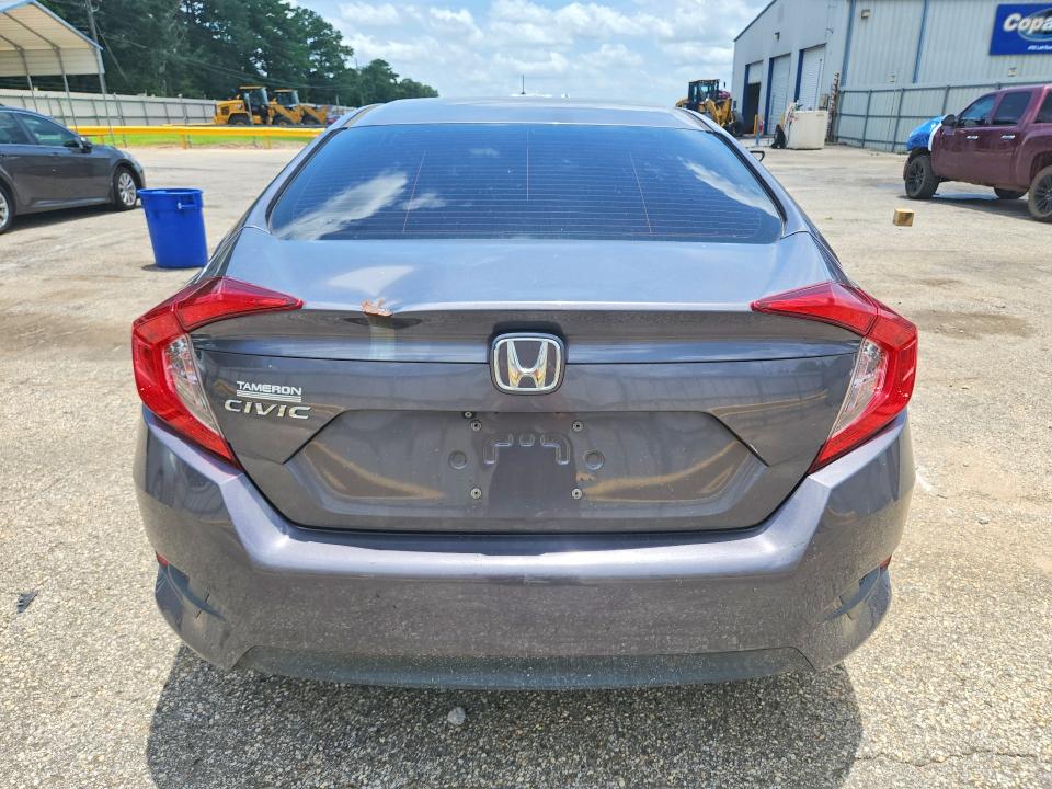 58655946 :رقم المزاد ، 2HGFC2F53JH584893 vin ، 2018 Honda Civic مزاد بيع