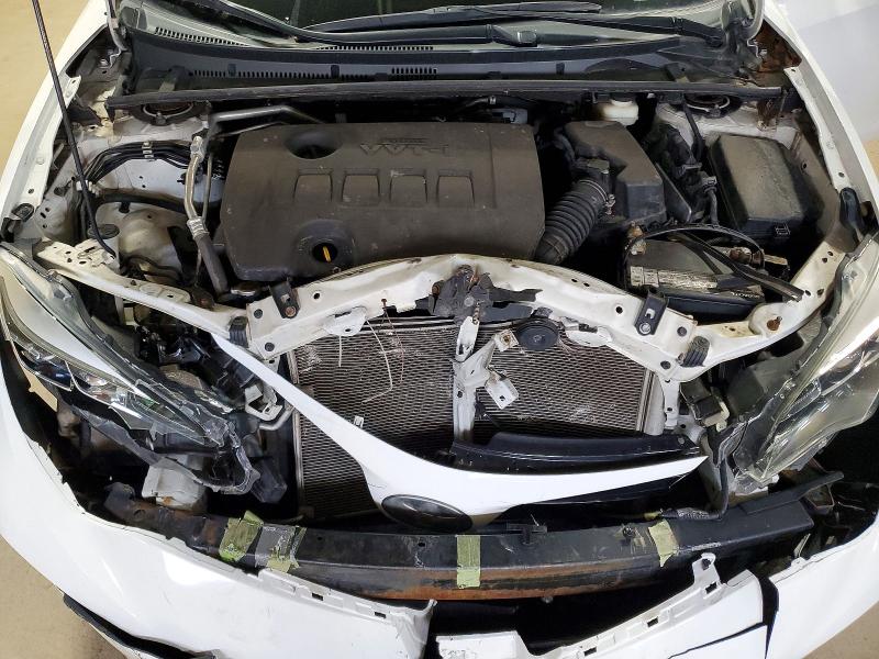 56541186 :رقم المزاد ، 5YFBURHE3HP619694 vin ، 2017 Toyota Corolla مزاد بيع