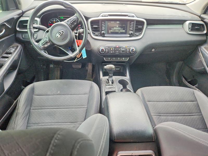 56044666 :رقم المزاد ، 5XYPGDA33HG231295 vin ، 2017 Kia Sorento مزاد بيع