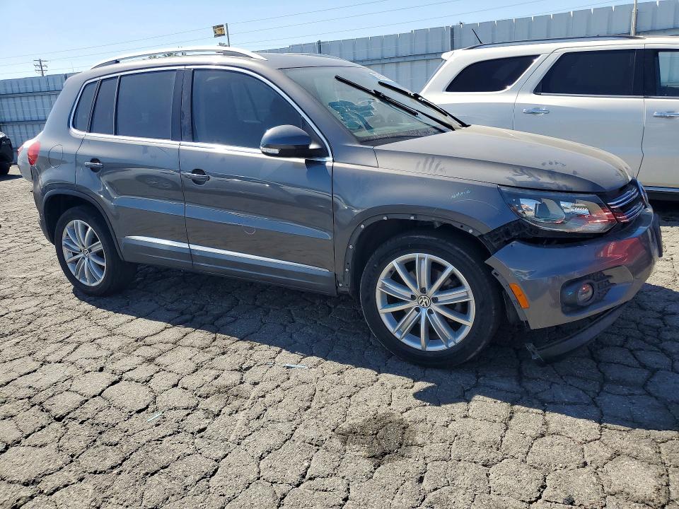 57590926 :رقم المزاد ، WVGAV7AX5GW575207 vin ، 2016 Volkswagen Tiguan مزاد بيع