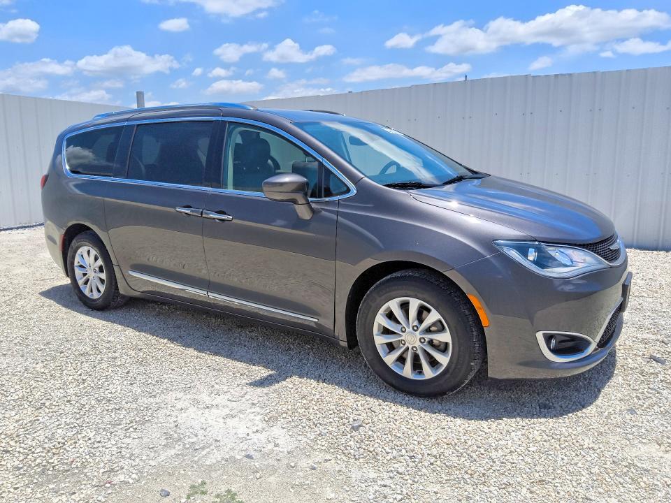 Продажа на аукционе авто 2018 Chrysler Pacifica, vin: 2C4RC1BG7JR119492, номер лота: 56357446