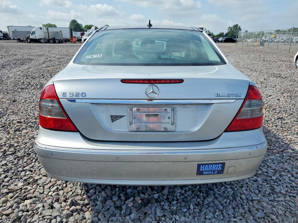 85614245 :رقم المزاد ، WDBUF22X58B195095 vin ، 2008 Mercedes-benz E مزاد بيع