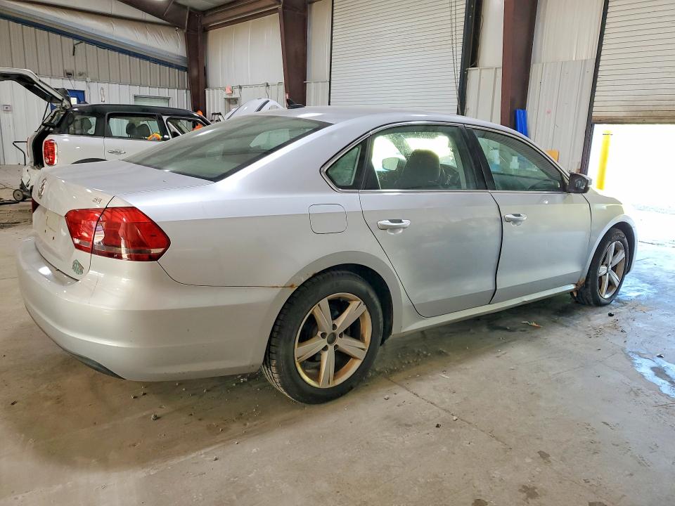 2013 Volkswagen Passat მანქანა იყიდება აუქციონზე, vin: 1VWBP7A37DC016333, აუქციონის ნომერი: 55934606