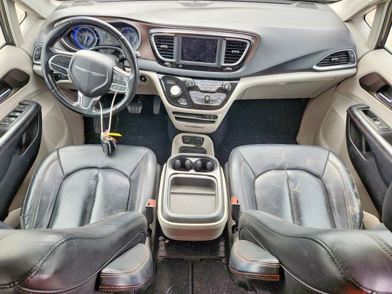58698036 :رقم المزاد ، 2C4RC1BG4KR650375 vin ، 2019 Chrysler Pacifica مزاد بيع