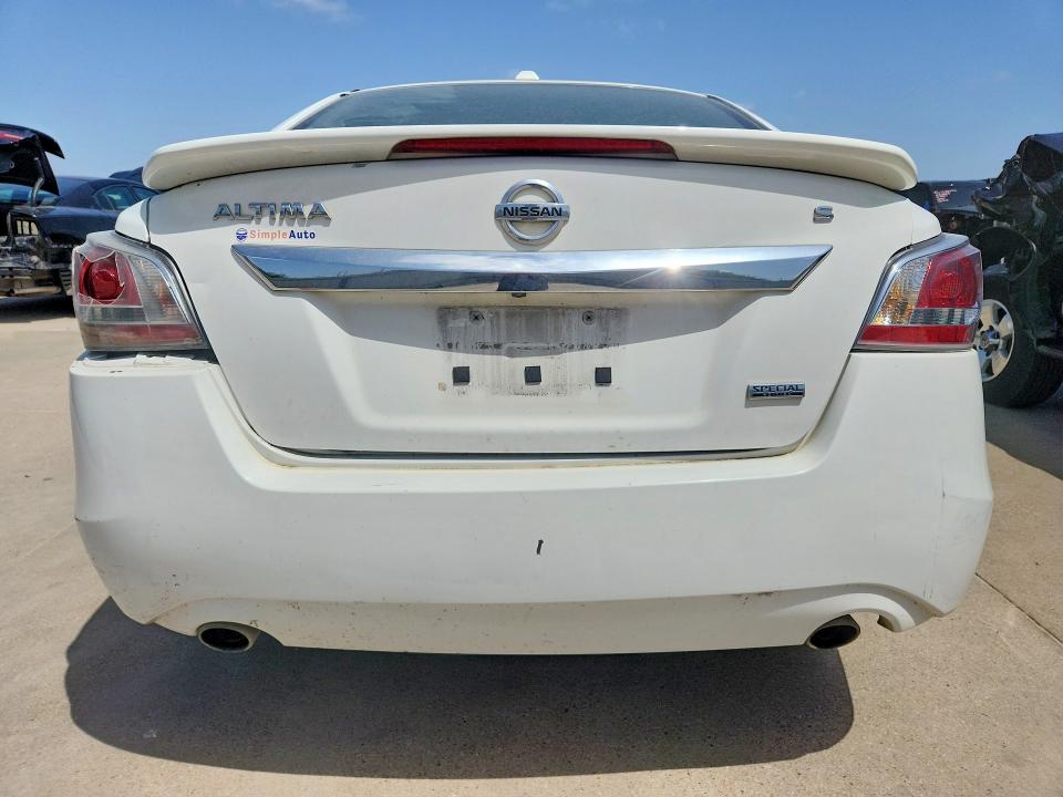 Продажа на аукционе авто 2015 Nissan Altima, vin: 1N4AL3AP4FN905447, номер лота: 77249935