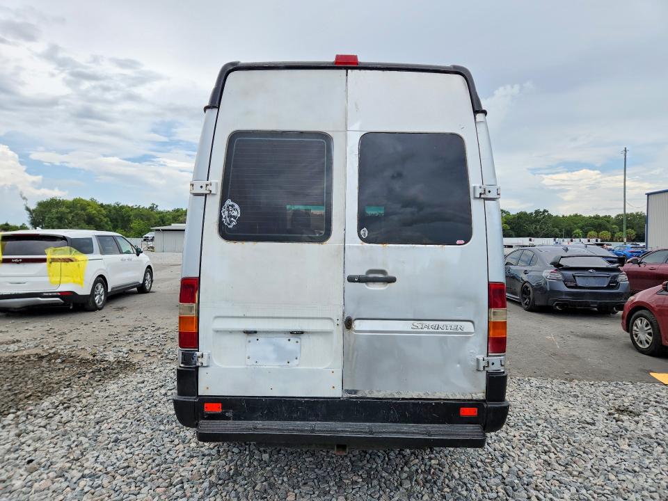 56713126 :رقم المزاد ، WD8PD644865964848 vin ، 2006 Dodge Sprinter مزاد بيع