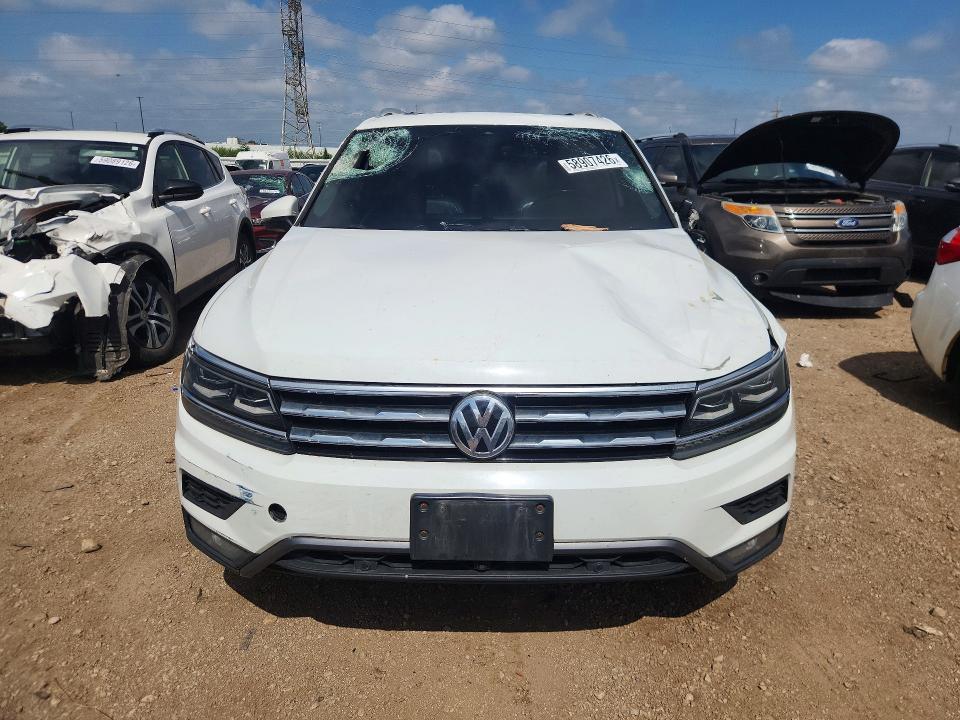 2018 Volkswagen Tiguan მანქანა იყიდება აუქციონზე, vin: 3VV4B7AX1JM003831, აუქციონის ნომერი: 58907426