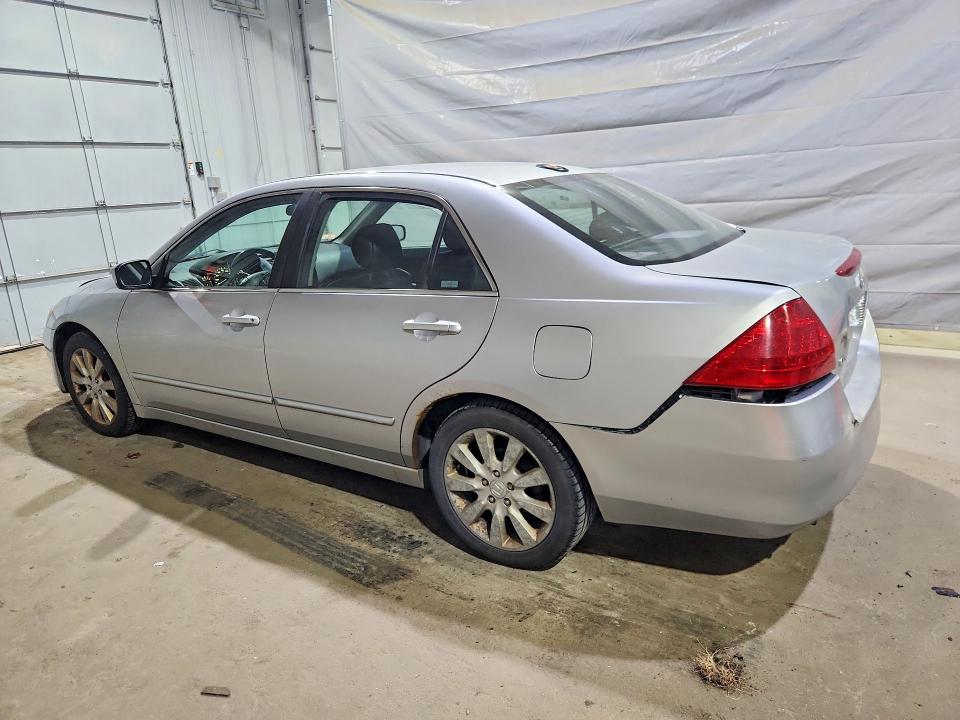 55474056 :رقم المزاد ، 1HGCM66876A030425 vin ، 2006 Honda Accord مزاد بيع