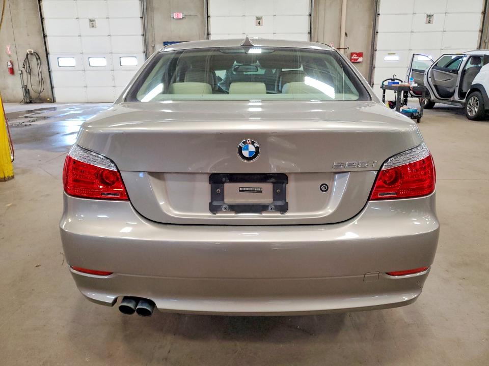 Продаж на аукціоні авто 2010 Bmw 528, vin: WBANV1C51AC159983, номер лоту: 58231046