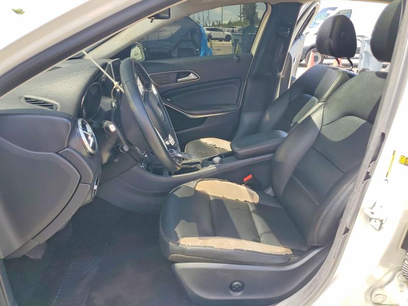 59026806 :رقم المزاد ، WDCTG4GB2FJ148140 vin ، 2015 Mercedes-benz Gla مزاد بيع