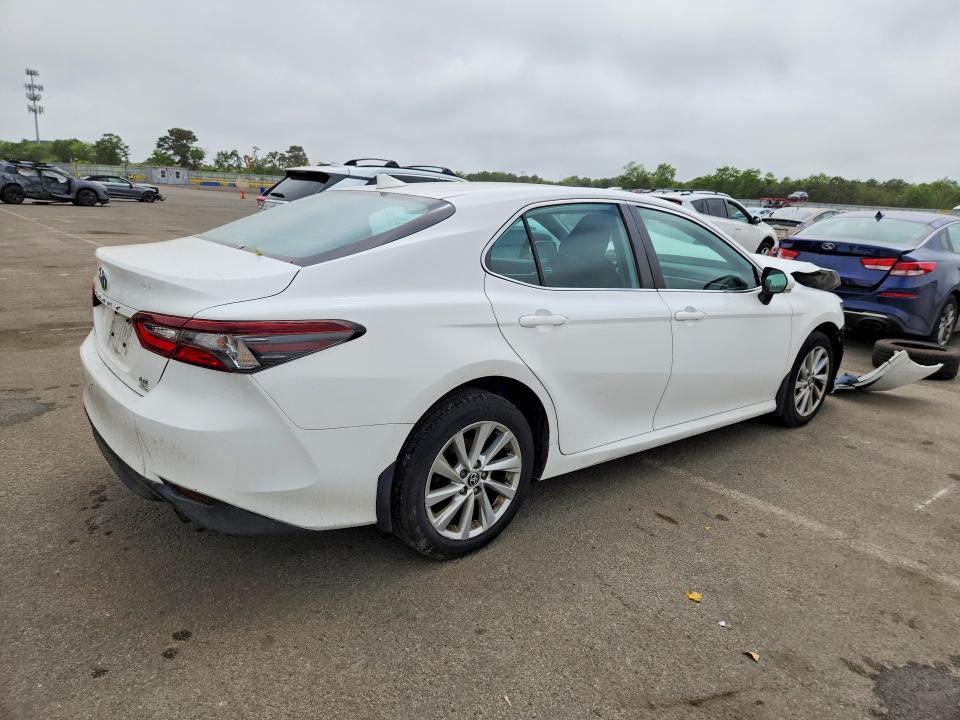 2021 Toyota Camry მანქანა იყიდება აუქციონზე, vin: 4T1R11BK1MU021507, აუქციონის ნომერი: 55511506