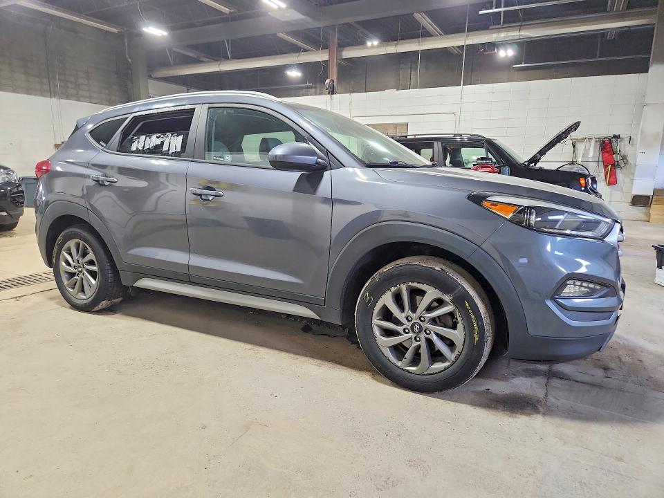 Продажа на аукционе авто 2017 Hyundai Tucson, vin: KM8J3CA4XHU520799, номер лота: 58504386
