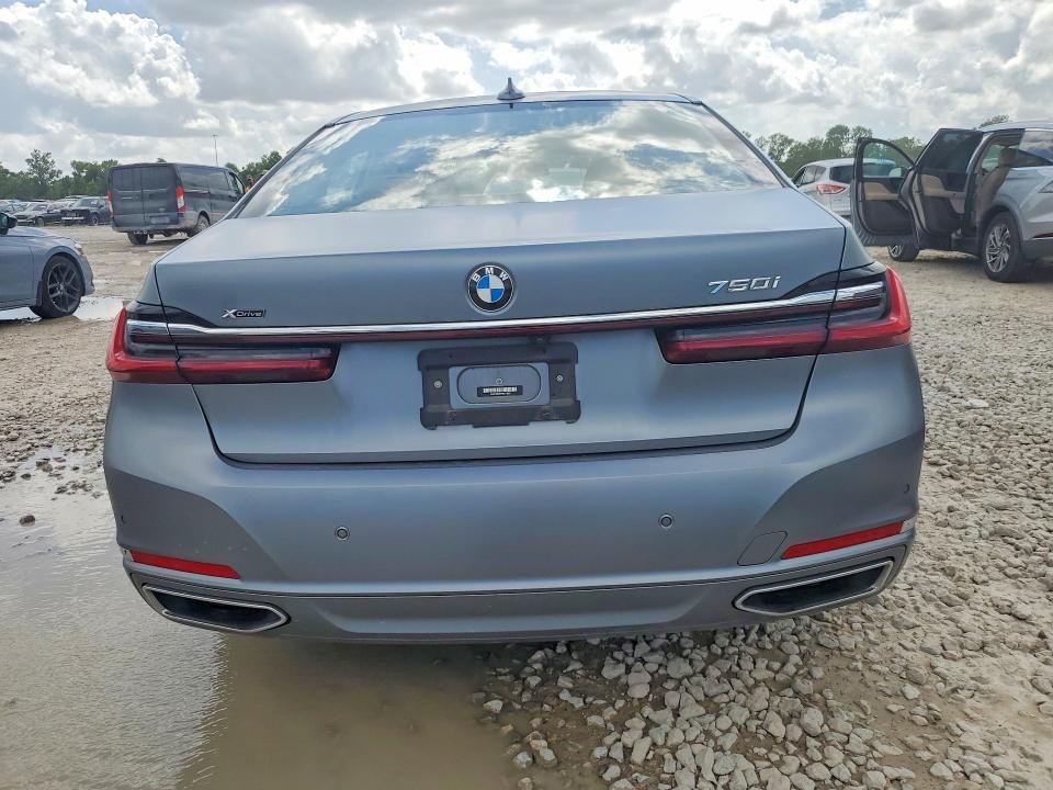 2022 Bmw 750 მანქანა იყიდება აუქციონზე, vin: WBA7U2C00NCK71802, აუქციონის ნომერი: 56846246