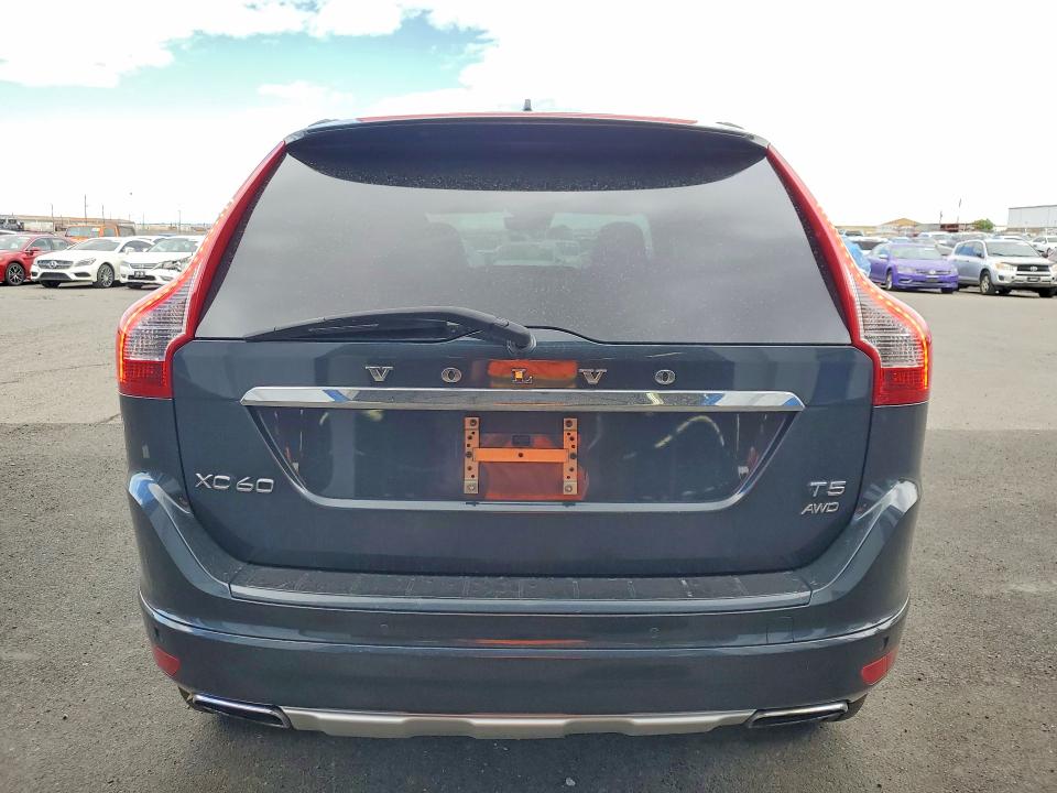 Aukcja sprzedaży 2015 Volvo Xc60, vin: YV4612RKXF2716163, numer aukcji: 58737856