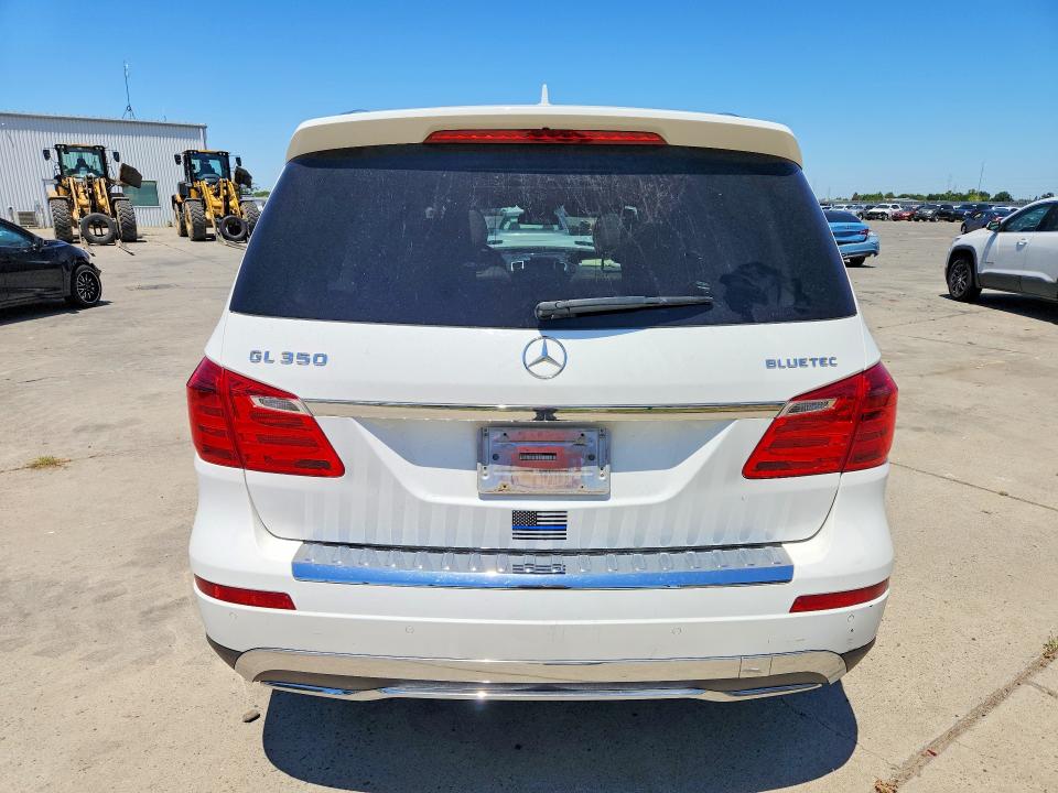 Продажа на аукционе авто 2015 Mercedes-benz Gl, vin: 4JGDF2EE3FA488424, номер лота: 57515026