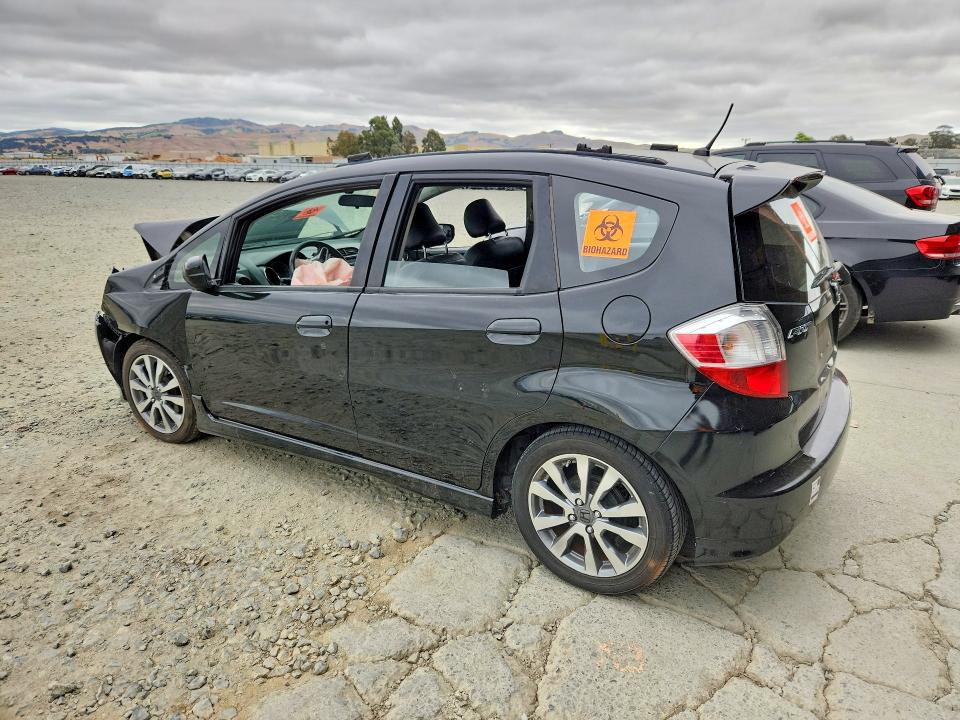 57968876 :رقم المزاد ، JHMGE8H59DC007353 vin ، 2013 Honda Fit مزاد بيع