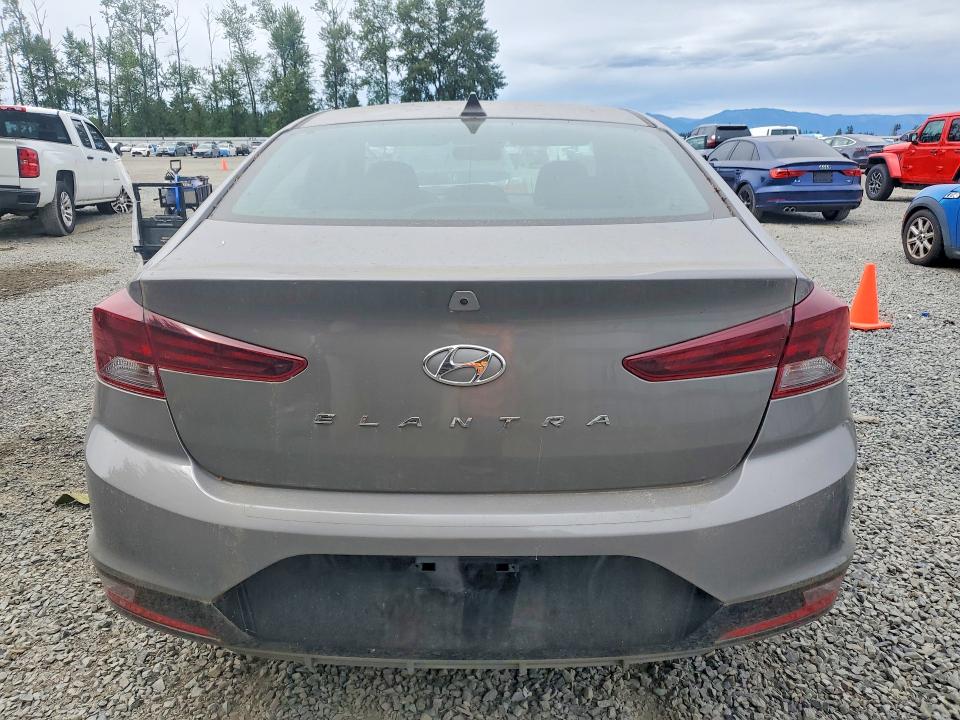 2020 Hyundai Elantra მანქანა იყიდება აუქციონზე, vin: KMHD84LF0LU105826, აუქციონის ნომერი: 58961226