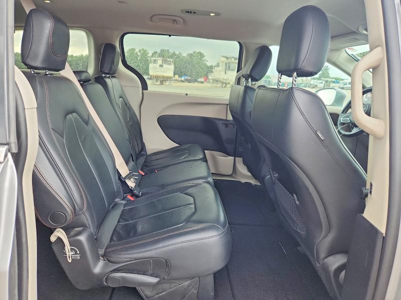 Продажа на аукционе авто 2017 Chrysler Pacifica, vin: 2C4RC1BG1HR796743, номер лота: 57660156