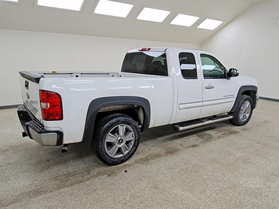 Продажа на аукционе авто 2013 Chevrolet Silverado, vin: 1GCRKSE70DZ389856, номер лота: 54723246