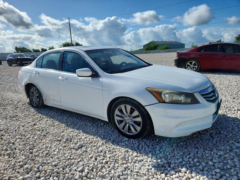 51293736 :رقم المزاد ، 1HGCP2F89CA186395 vin ، 2012 Honda Accord مزاد بيع