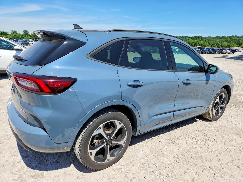 Продаж на аукціоні авто 2023 Ford Escape, vin: 1FMCU9PA3PUA01517, номер лоту: 54282336