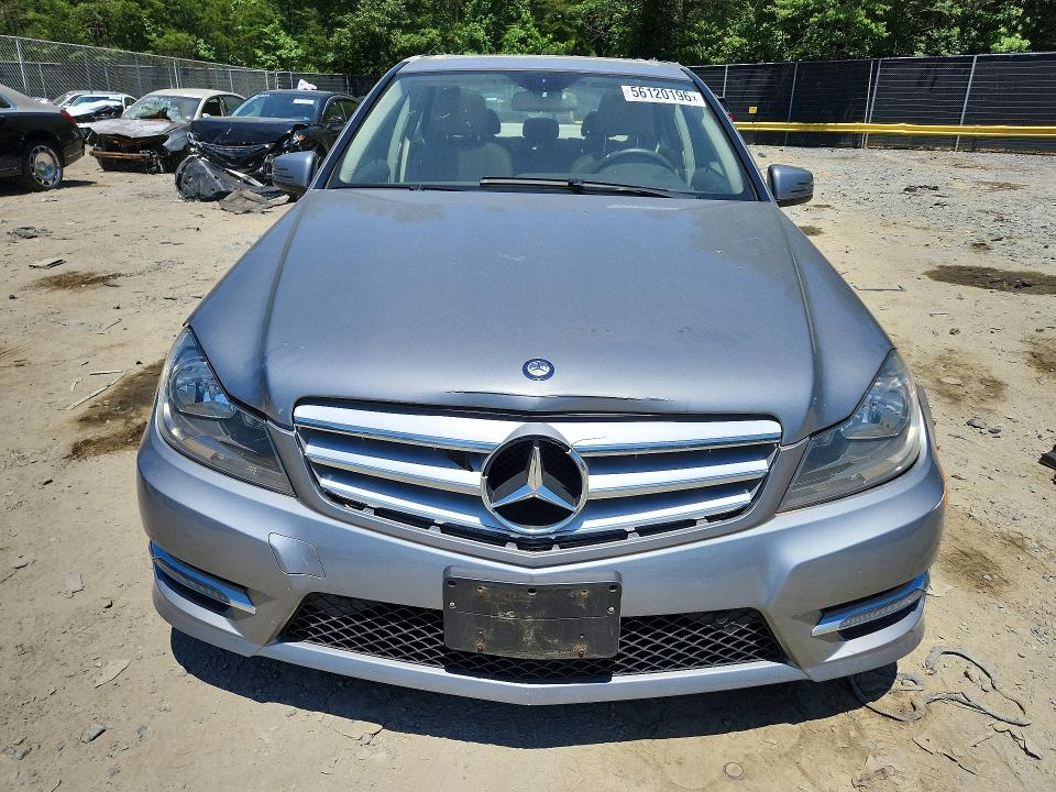 56120196 :رقم المزاد ، WDDGF8BB5CA692027 vin ، 2012 Mercedes-benz C مزاد بيع