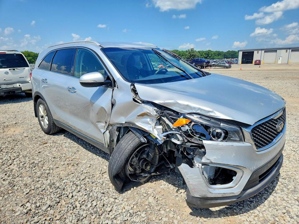 56482426 :رقم المزاد ، 5XYPG4A35GG020288 vin ، 2016 Kia Sorento مزاد بيع