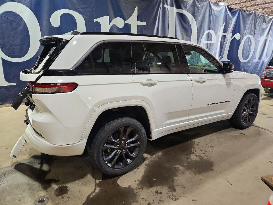Продажа на аукционе авто 2026 Jeep Grand Cherokee, vin: 1C4RJHBRXTC260326, номер лота: 56357726