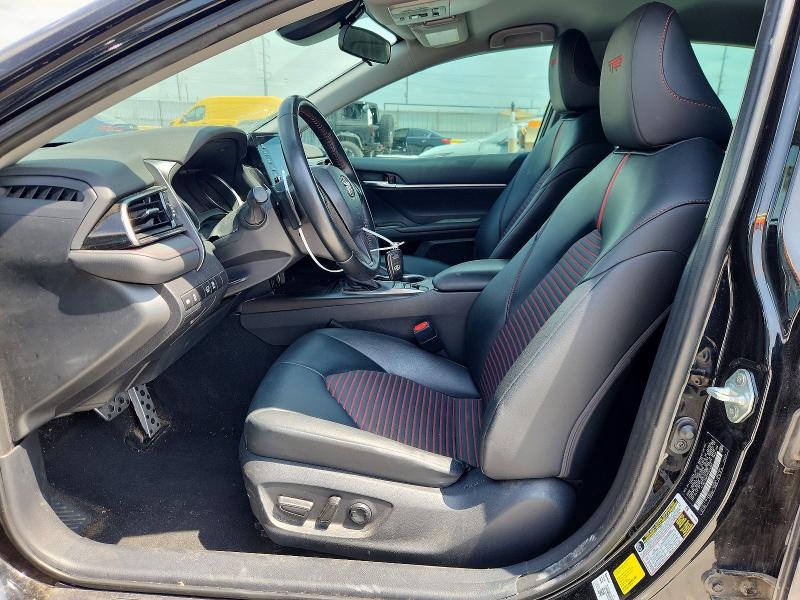 58424596 :رقم المزاد ، 4T1KZ1AKXPU079597 vin ، 2023 Toyota Camry مزاد بيع