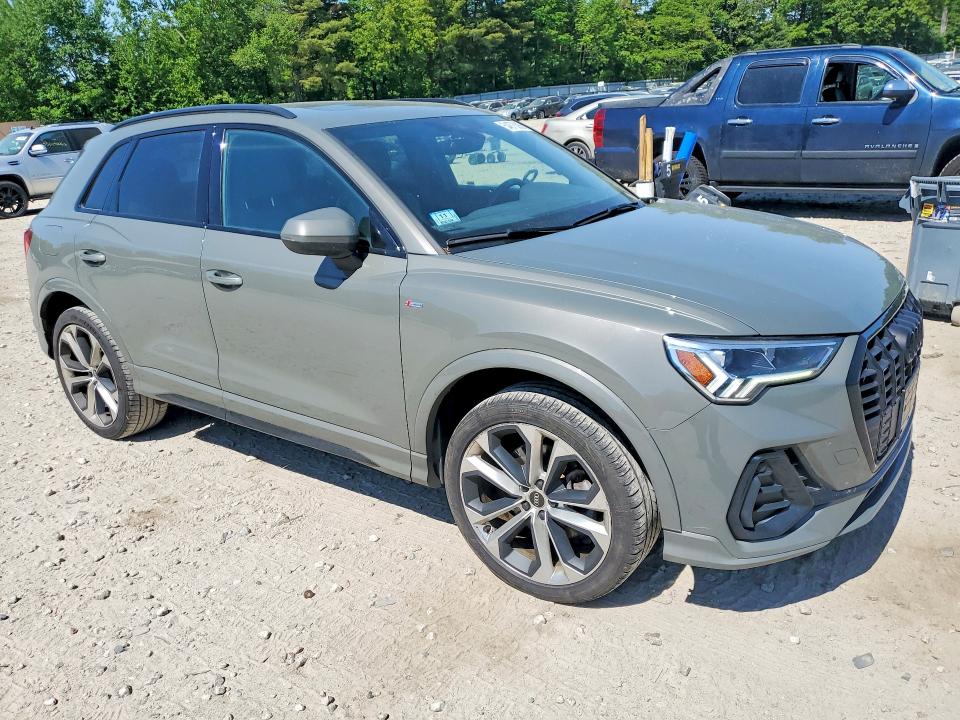 54876386 :رقم المزاد ، WA1EECF35N1075234 vin ، 2022 Audi Q3 مزاد بيع