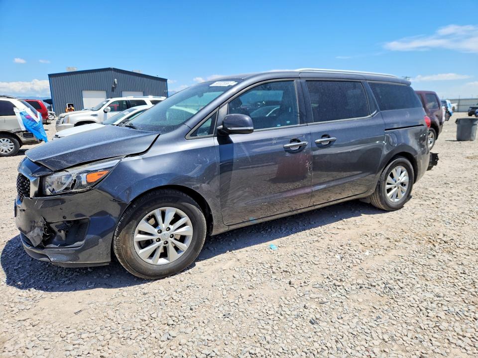56532556 :رقم المزاد ، KNDMB5C16H6251269 vin ، 2017 Kia Sedona مزاد بيع