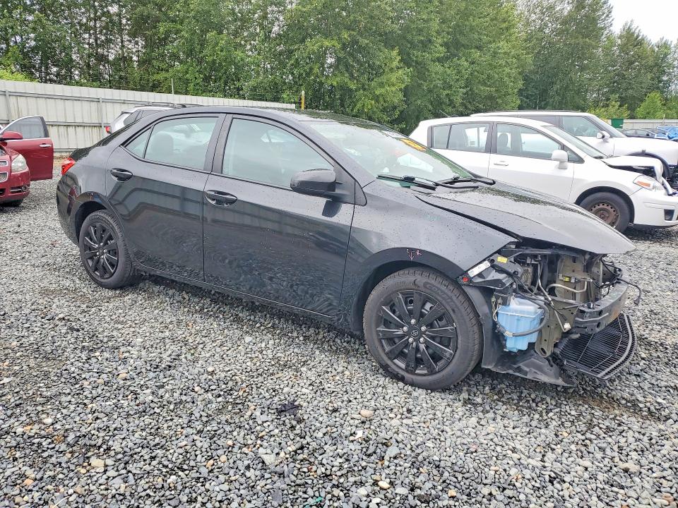 56433856 :رقم المزاد ، 5YFBURHE1HP641645 vin ، 2017 Toyota Corolla مزاد بيع