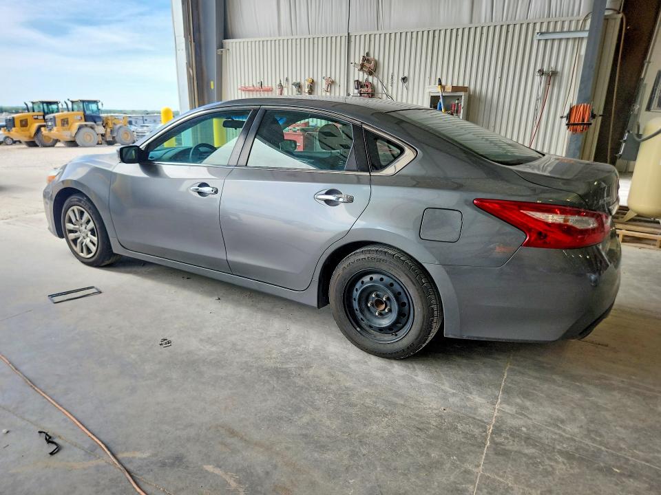 Продажа на аукционе авто 2016 Nissan Altima, vin: 1N4AL3AP4GN340117, номер лота: 57719016