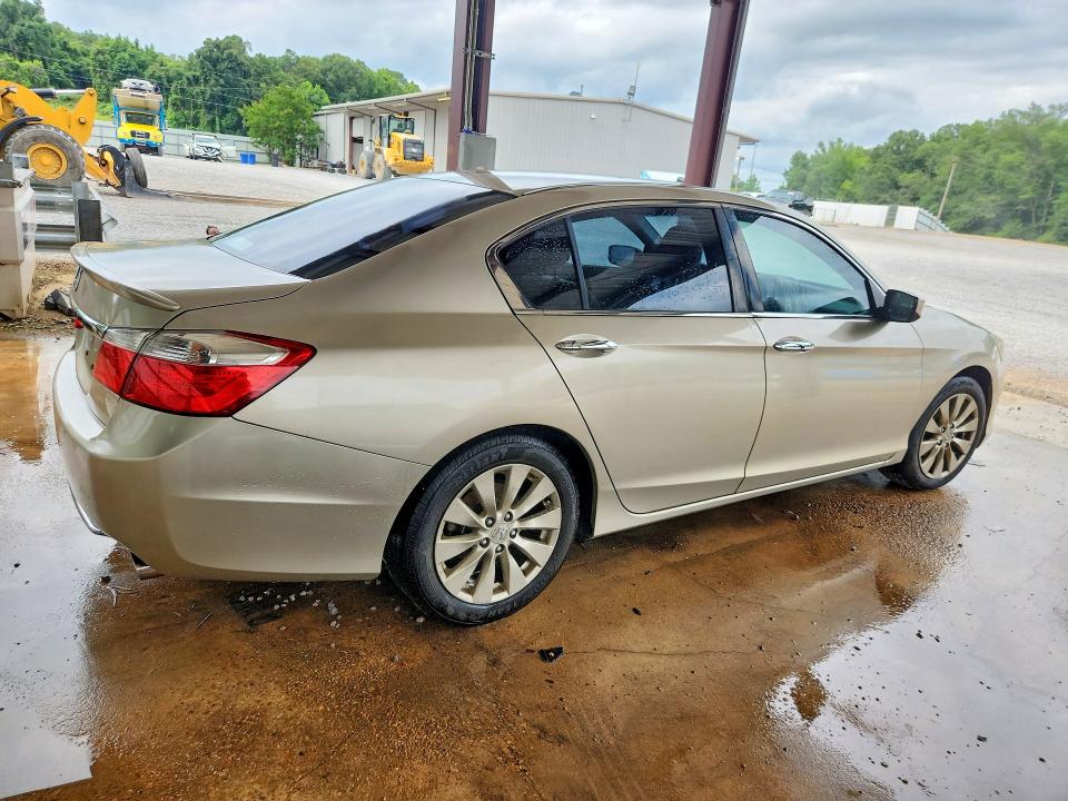 Продажа на аукционе авто 2015 Honda Accord, vin: 1HGCR2F37FA257189, номер лота: 58625166