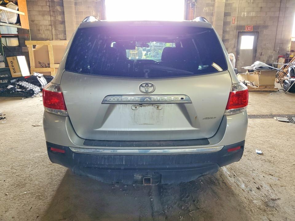 Продажа на аукционе авто 2011 Toyota Highlander, vin: 5TDBK3EH7BS084160, номер лота: 54830976