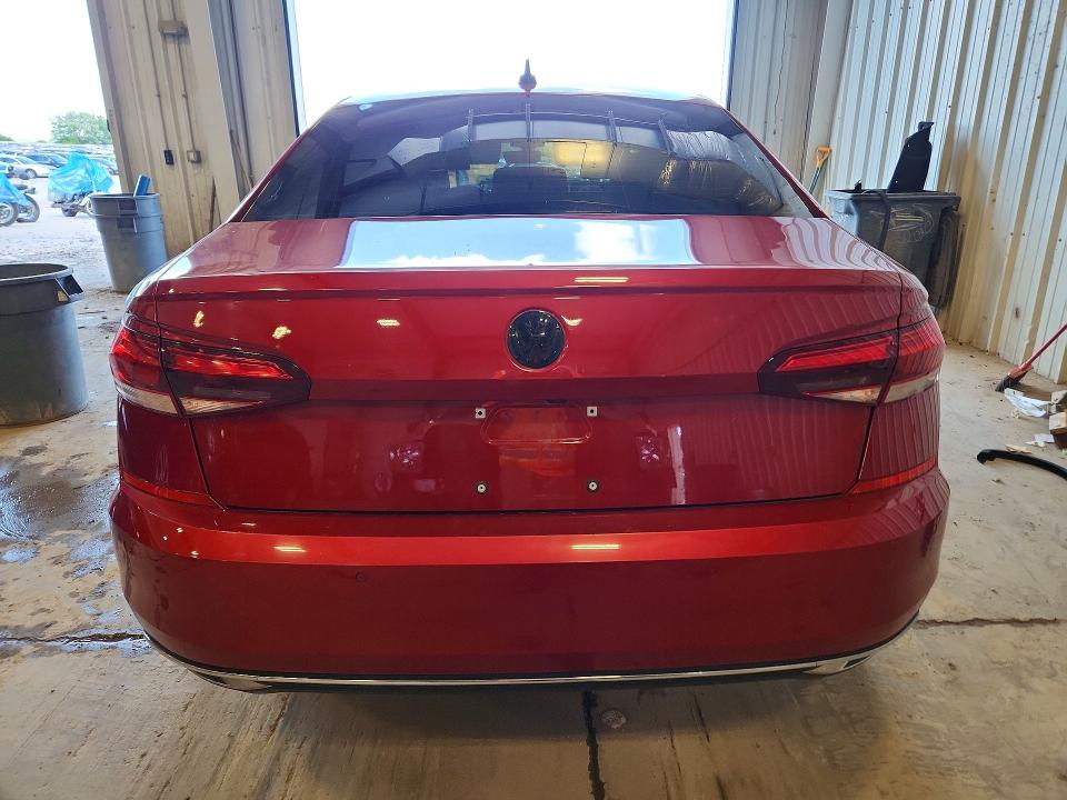 57403056 :رقم المزاد ، 1VWBA7A37NC009594 vin ، 2022 Volkswagen Passat مزاد بيع