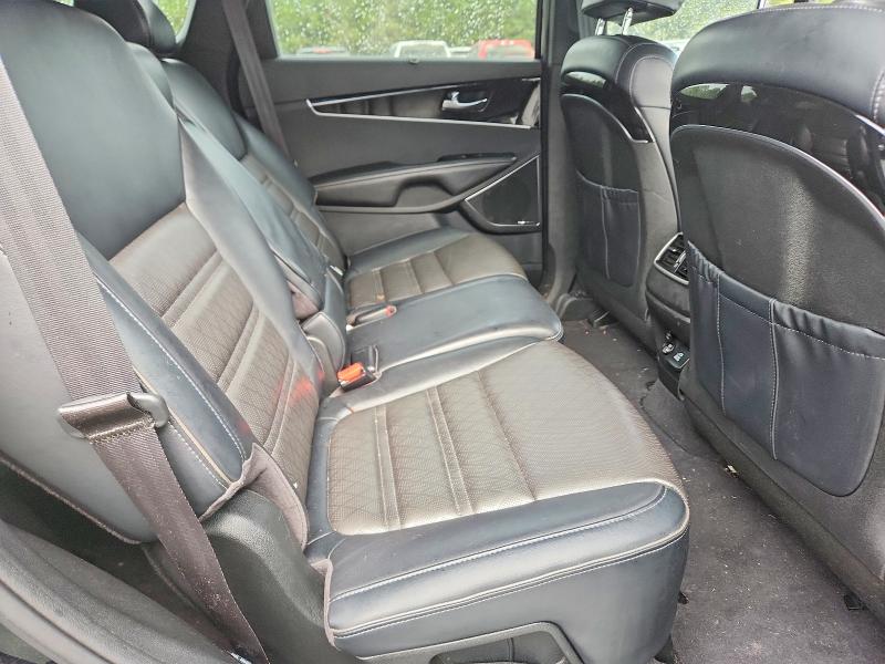 56090026 :رقم المزاد ، 5XYPK4A56KG448637 vin ، 2019 Kia Sorento مزاد بيع