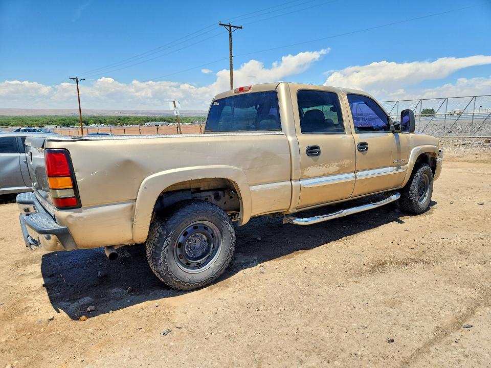 57188846 :رقم المزاد ، 1GTGC23U04F110193 vin ، 2004 Gmc Sierra مزاد بيع