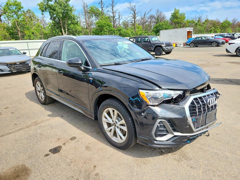 Продажа на аукционе авто 2021 Audi Q3, vin: WA1DECF31M1080652, номер лота: 57605386