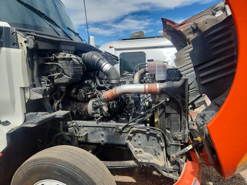 57720096 :رقم المزاد ، 1XKYDP9X3GJ444546 vin ، 2016 Kenworth Kenworth مزاد بيع