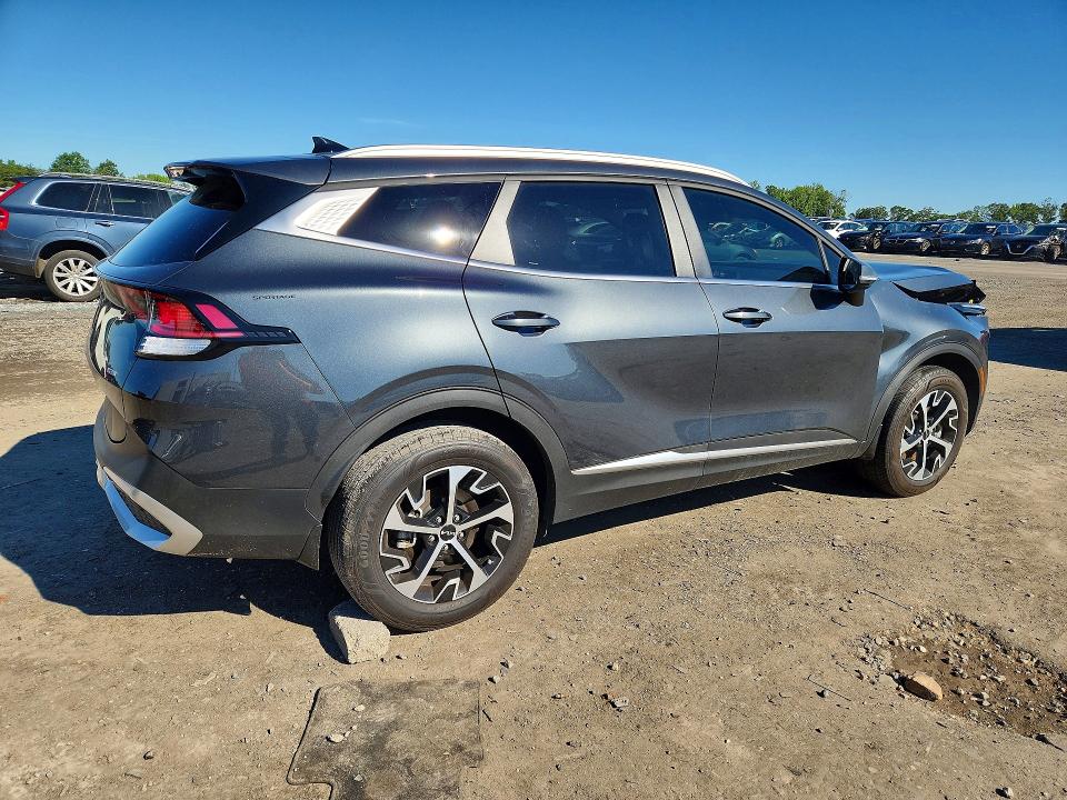 2024 Kia Sportage მანქანა იყიდება აუქციონზე, vin: KNDPVCDG5R7132636, აუქციონის ნომერი: 58409936