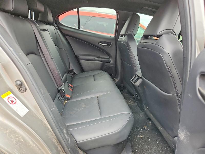 56943266 :رقم المزاد ، JTHU9JBH0K2010646 vin ، 2019 Lexus Ux مزاد بيع