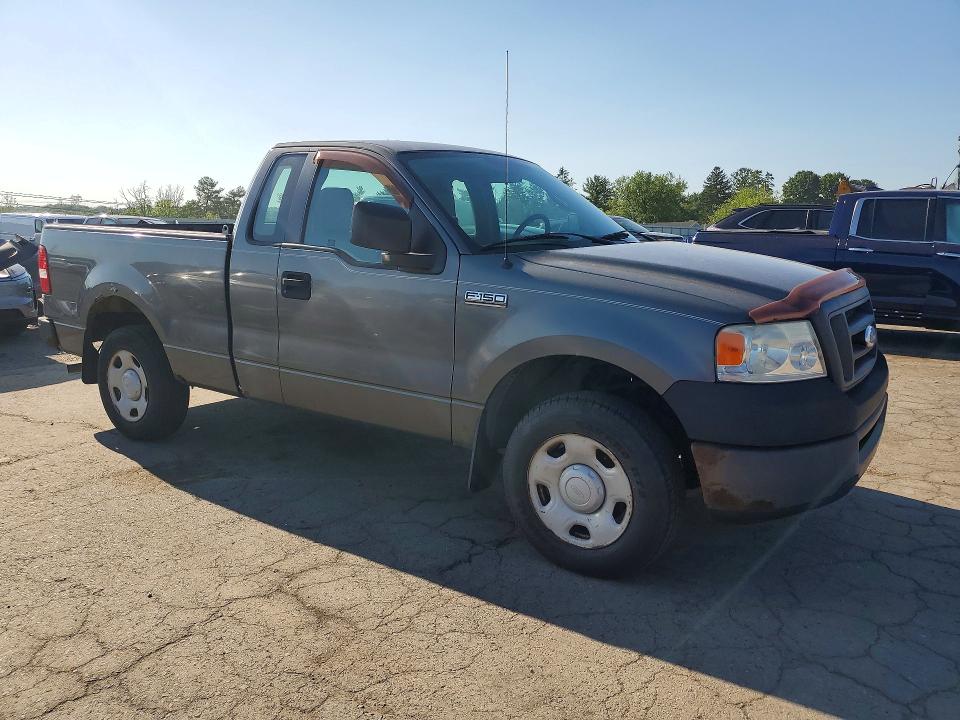 55582996 :رقم المزاد ، 1FTRF12247NA44171 vin ، 2007 Ford F150 مزاد بيع
