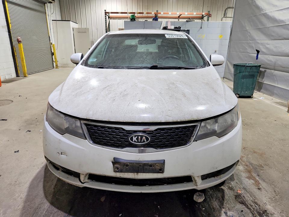 2011 Kia Forte მანქანა იყიდება აუქციონზე, vin: KNAFT4A28B5382936, აუქციონის ნომერი: 55919926
