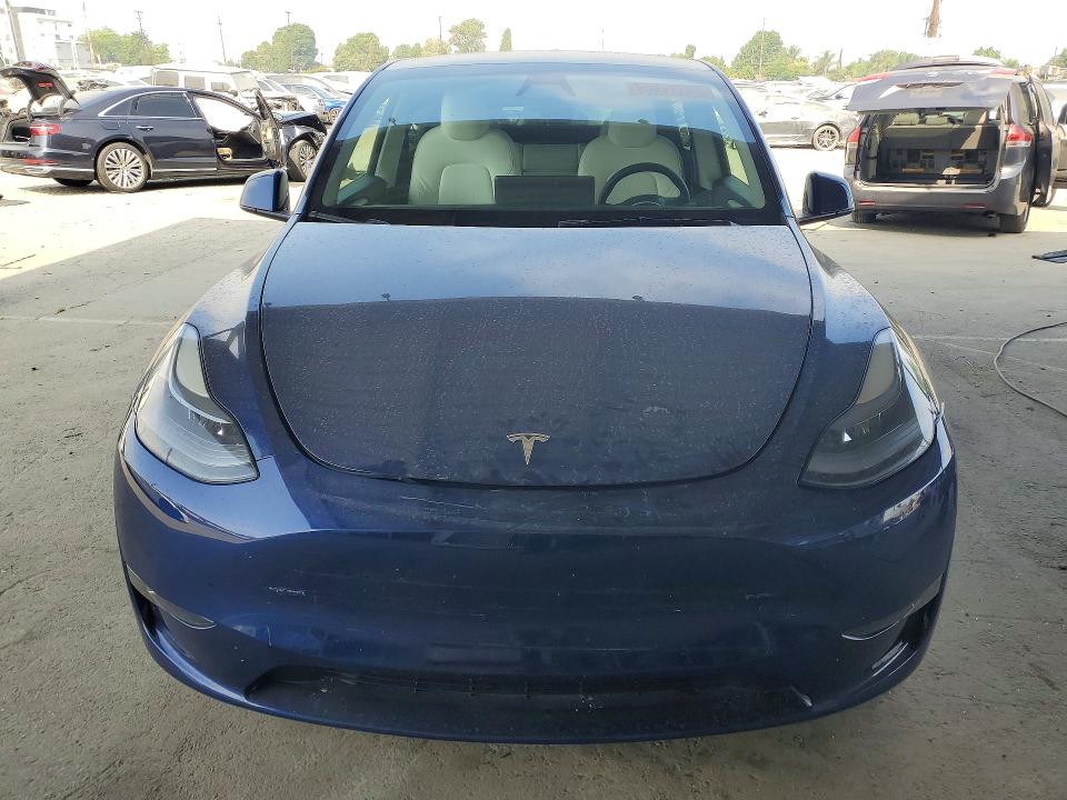 2024 Tesla Model Y მანქანა იყიდება აუქციონზე, vin: 7SAYGDEE1RF064947, აუქციონის ნომერი: 55991736