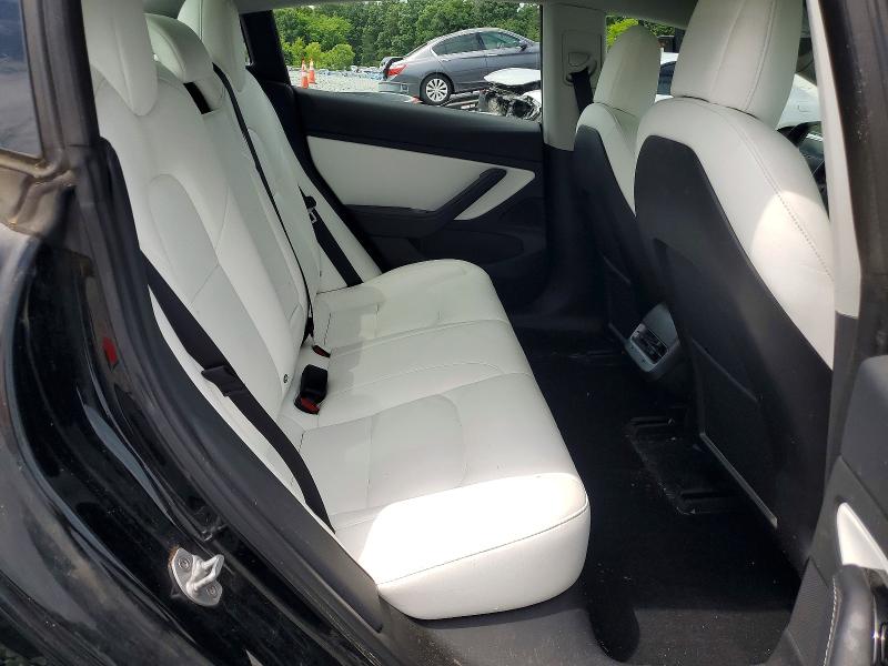59082386 :رقم المزاد ، 5YJ3E1EB9JF170066 vin ، 2018 Tesla Model 3 مزاد بيع