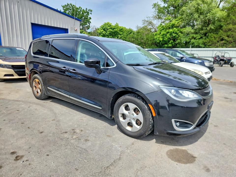 2017 Chrysler Pacifica მანქანა იყიდება აუქციონზე, vin: 2C4RC1EG7HR708998, აუქციონის ნომერი: 58354886